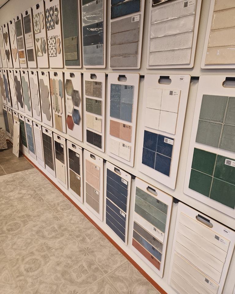  Tegels in showroom Tegelhandel Peel en Maas